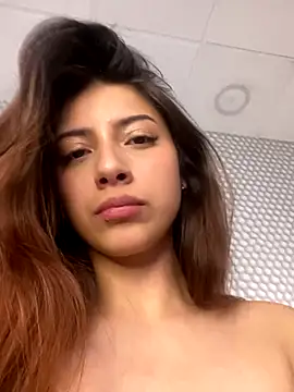 Adrianna5_ webcam