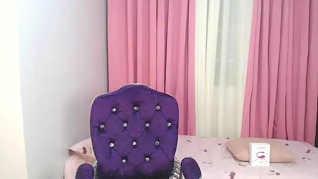 xSexynineDollx webcam