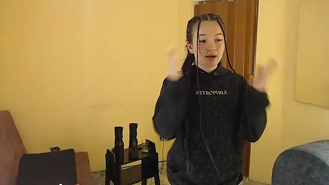 lilimini032 webcam