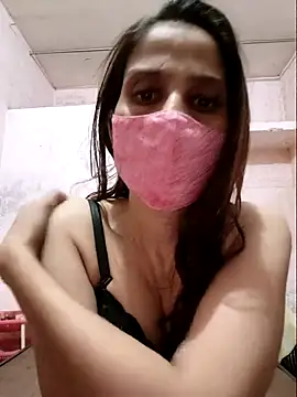 DIVINEDIVAA webcam