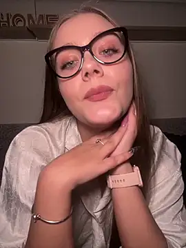 xSlavicDollx webcam