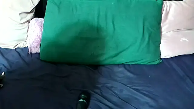 Wild_RoseXX webcam
