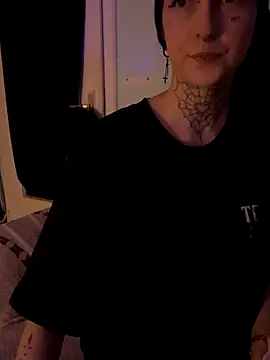 Miiaaa- webcam