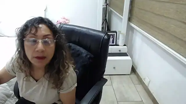 jesy_hot webcam