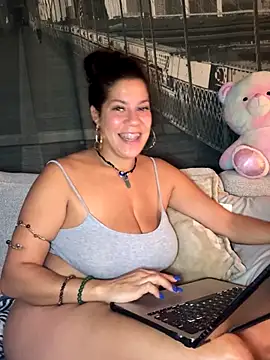 Bigbuttbrooklynn webcam
