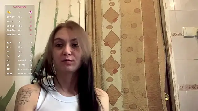 ArianeBhayani webcam
