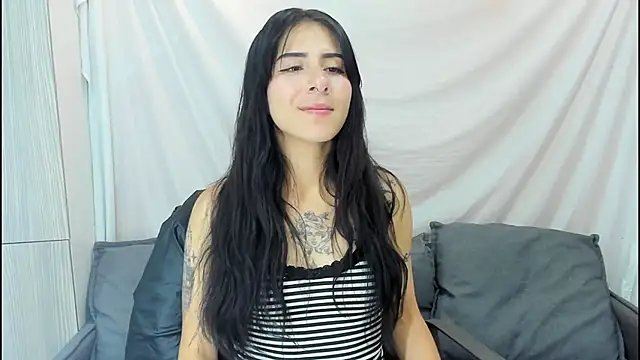 Mhelanny2 webcam