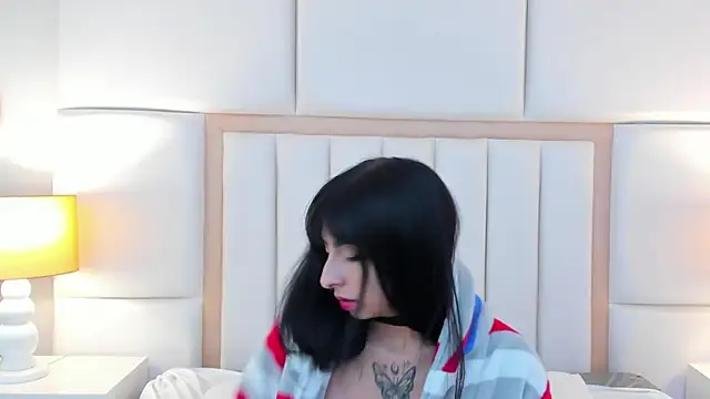 LaylaaDoll webcam