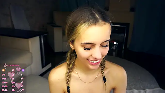 FannyHewson webcam
