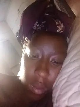PetiteSquirtQueen