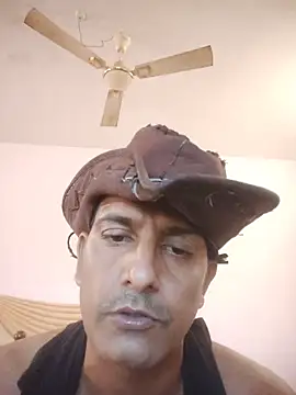 MAGNETICDADDY8 webcam