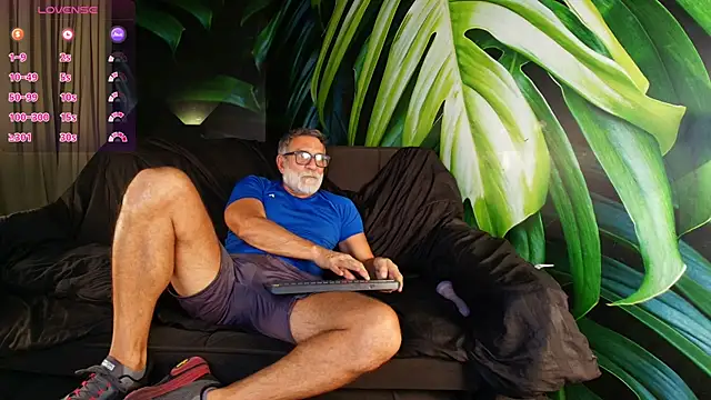 LukeCrews webcam