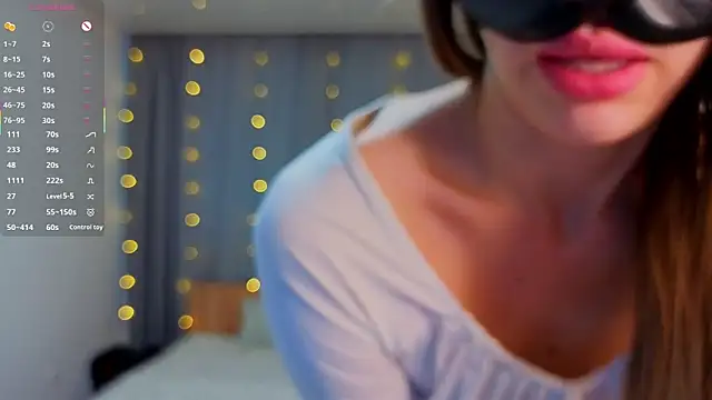 Hidden_kitty webcam