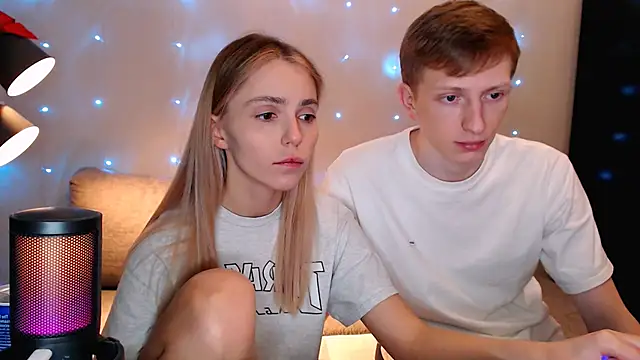 juliaanddima (G young) - blowjob naked