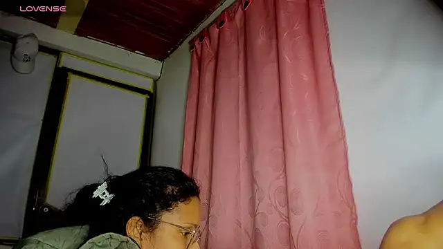 nenita_hot_ - Nenita_Hot_'s free webcam
