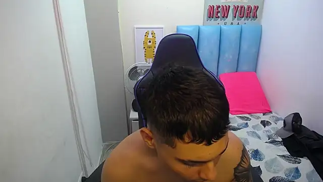 ayalai_ webcam