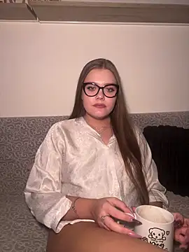 xSlavicDollx webcam