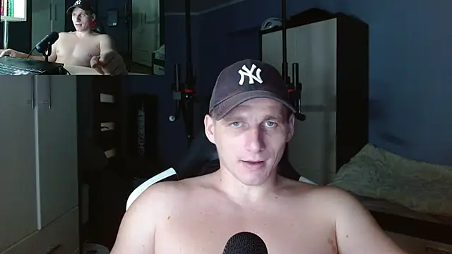 PoliglotJoe webcam