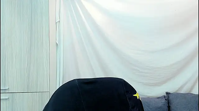 Mhelanny2 webcam
