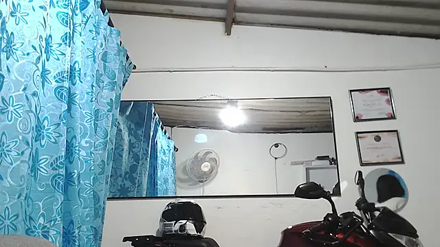 mia_donatto369 webcam