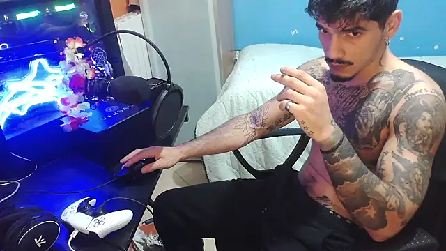 Badboyi1997 webcam