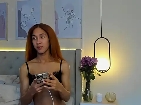 Chloe_Celeste webcam