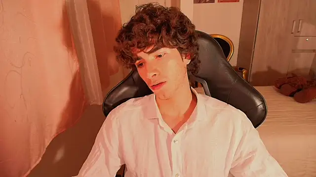 Nude_Boy18 live cam screenshot male on WhoFuck.me — Live Sex Chat & Hookups