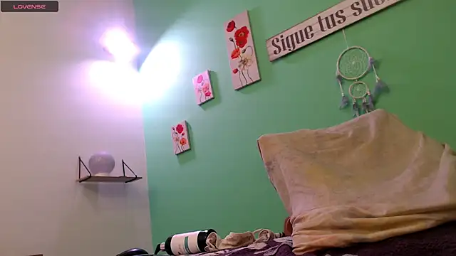 alisontitsmilk19 webcam