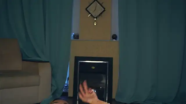 FannyHewson webcam