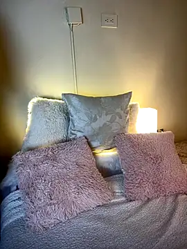 AriaHeavenss webcam