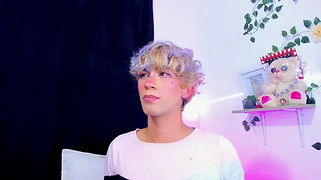 Cooperrosscute233 webcam