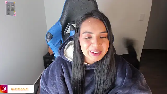 Nicole_Ss webcam