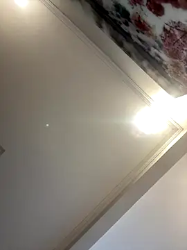 AliceStone19 webcam