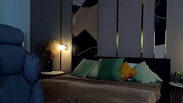 katy__moonj webcam