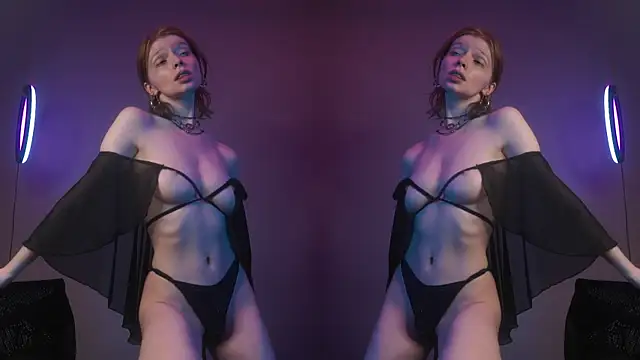 ginger_hugs webcam