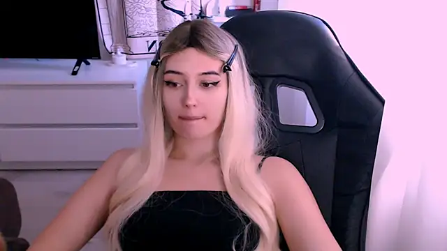 beauty_blonde webcam