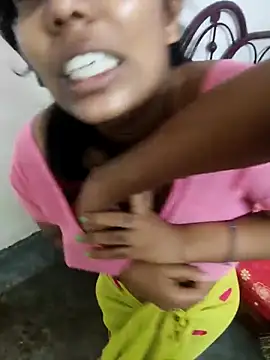 Hotty-Moni webcam