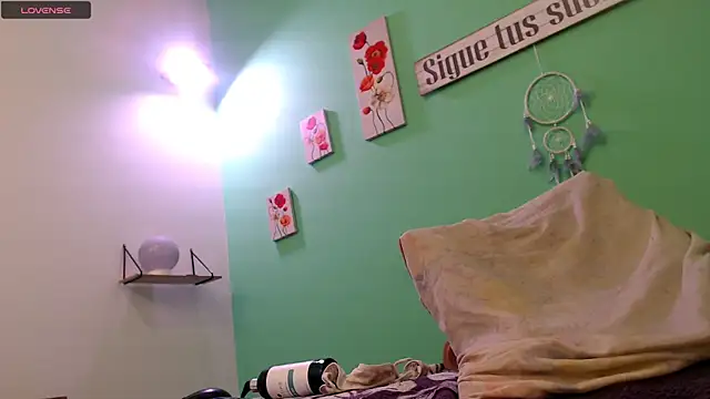 alisontitsmilk19 webcam