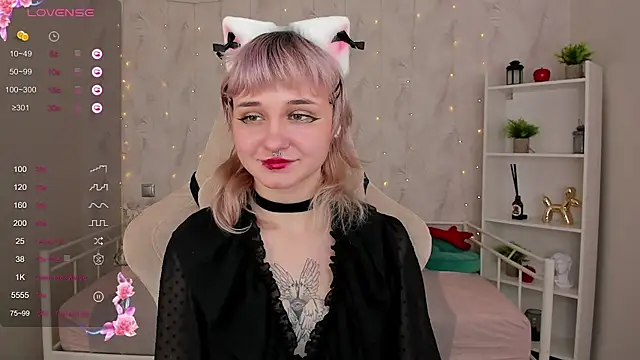 Tori_Cutie webcam