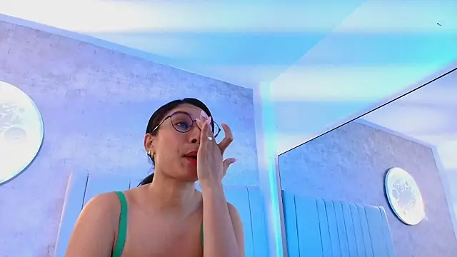 karla-ruiz - Karla-ruiz's free webcam