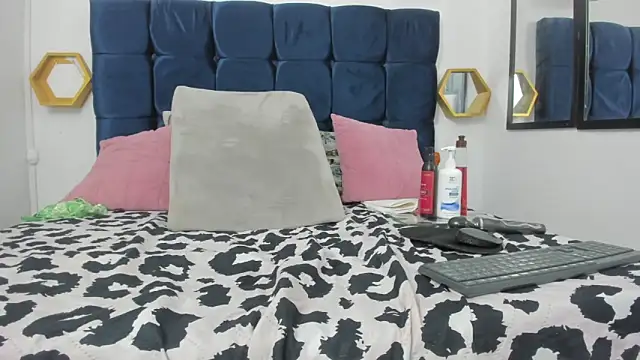 candy_big_tits18 webcam