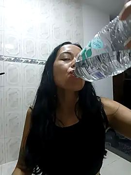 MiaForever1 webcam