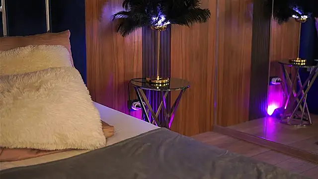 mistywooods - MistyWooods's free webcam