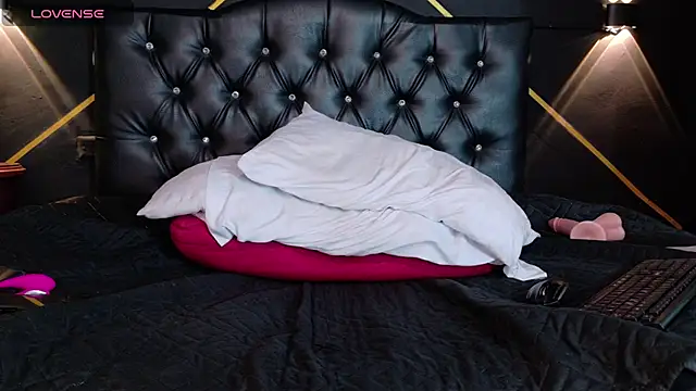 eka_urda (F milf) - Play pussy dildo and blowjob
