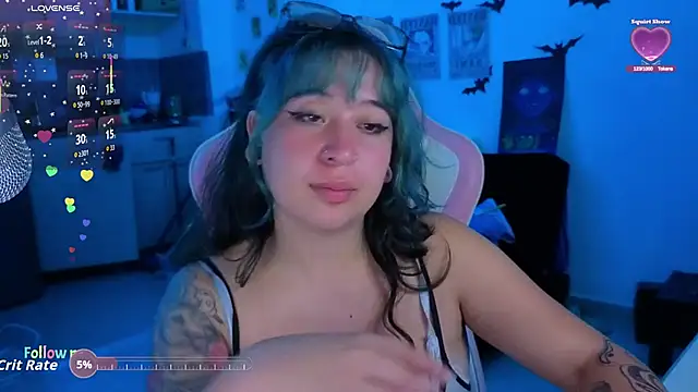 Celeste_Bauman webcam