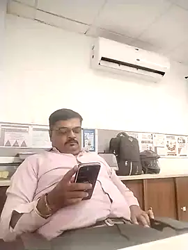 Desi_Lodo_Gujju_Boy webcam