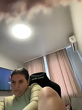 Ellainaaa webcam