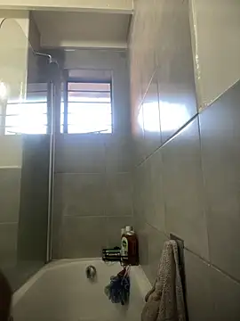 Bustygoddess32 webcam