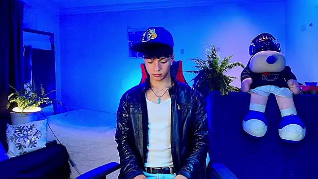 twink_sebas_ webcam