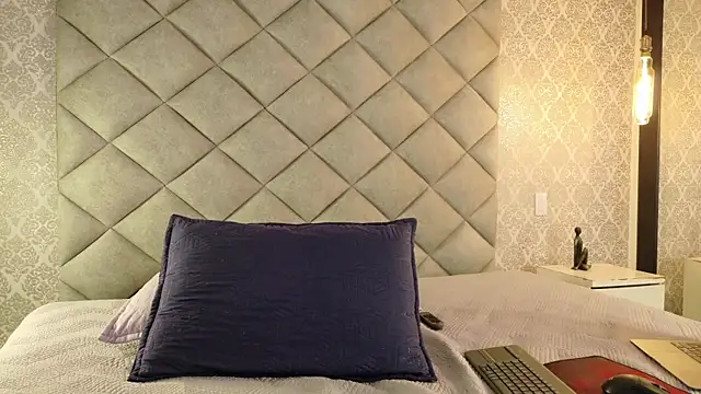 BeccaReedd webcam
